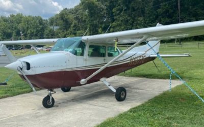 Cessna 172N – N1977E